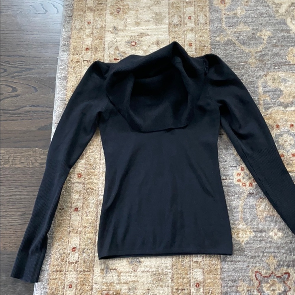 Cowl-neck fitted/ ribbed sweater